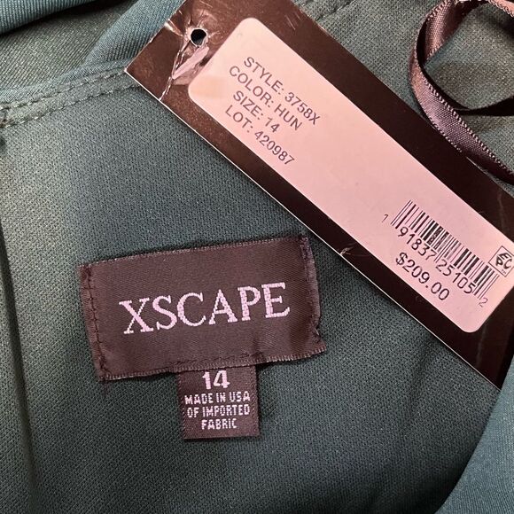 NWT XSCAPE | Hunter Green Demi 3/4 Sleeve Side Ruched Floor Length Gown 14 - Picture 13 of 14